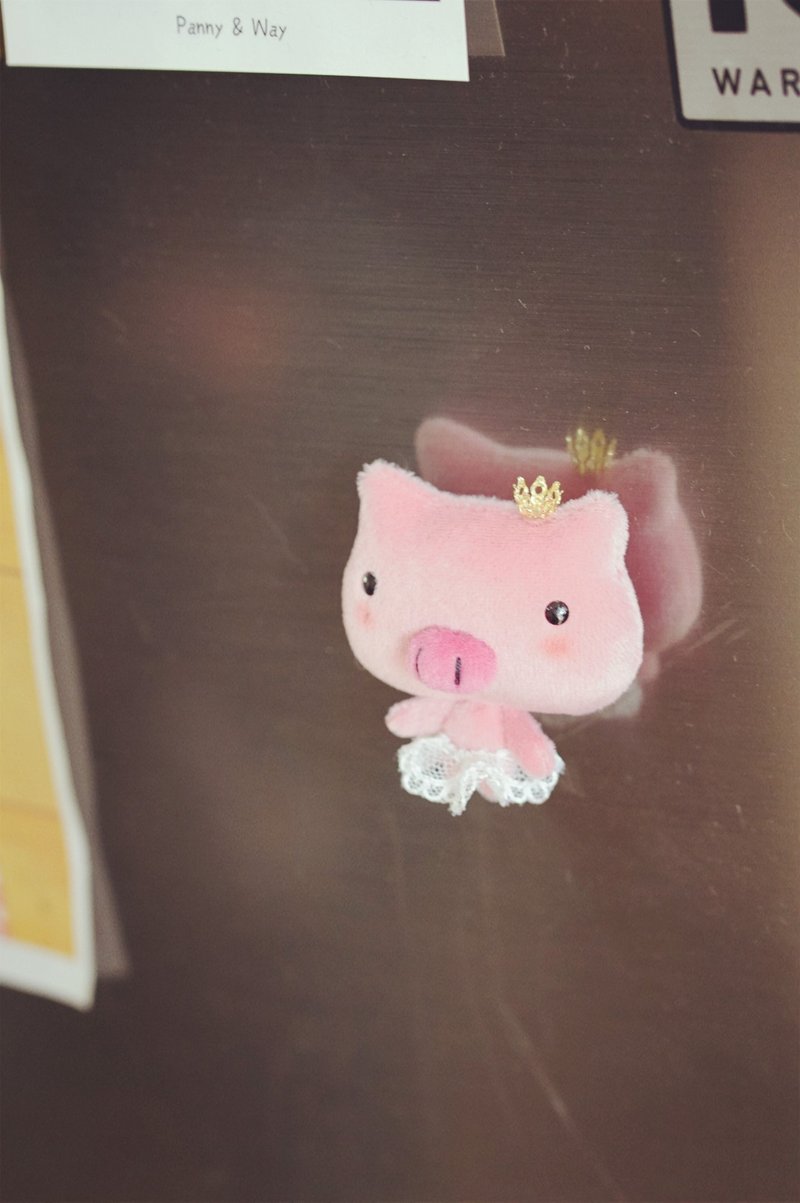 Bucute迪亚猪~造型娃娃磁铁/生日礼物 首选/独家发售 / - 冰箱贴/磁贴 - 聚酯纤维 粉红色