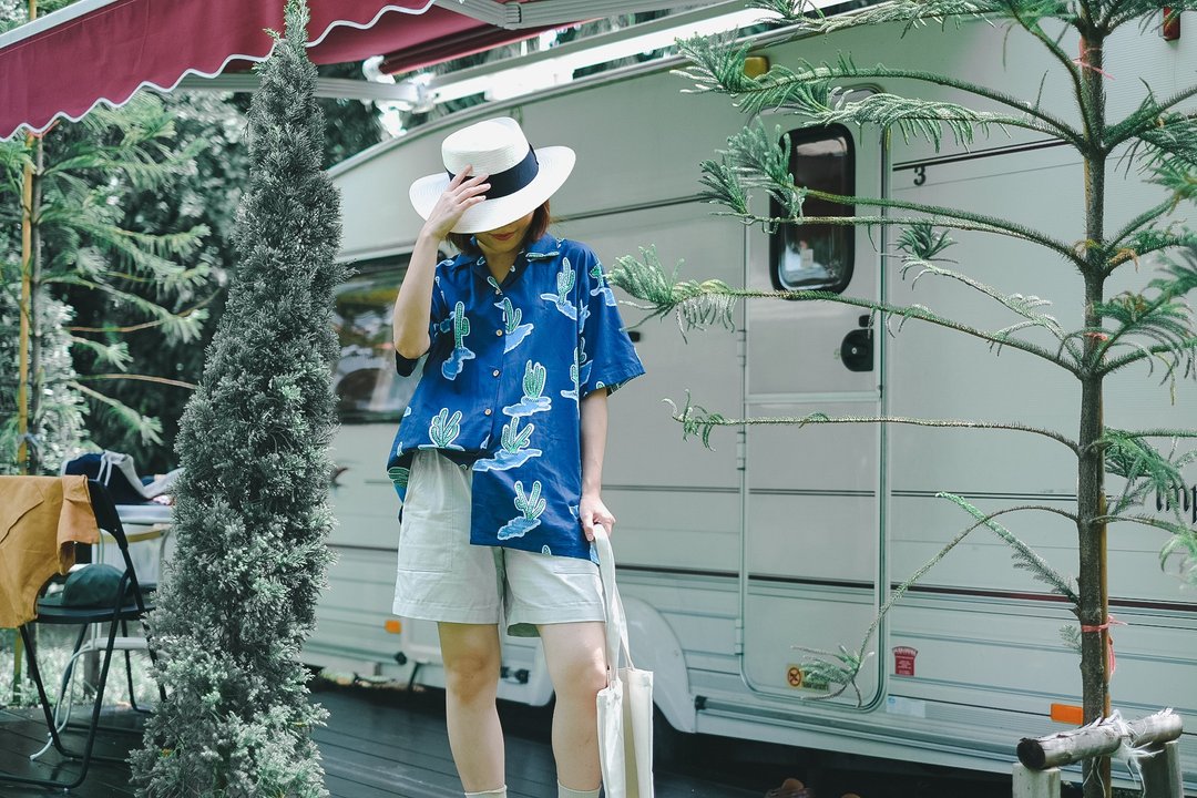 (男女皆可) 阿啰哈夏威夷风印花棉质衬衫 : 蓝色仙人掌 - 女装短裤 - 棉 蓝色
