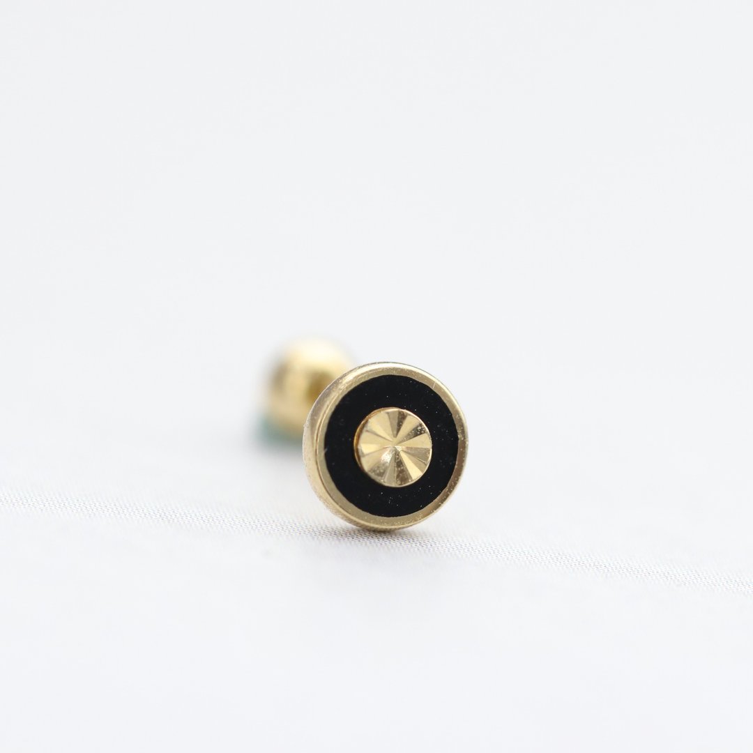 纯14K  黑圆形锁珠耳环(单个)耳骨 耳窝 不退色 - 耳环/耳夹 - 贵金属 金色
