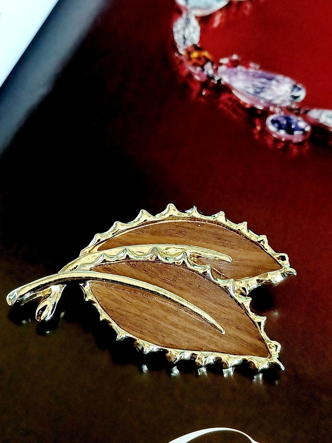 vintage jewelry SARAH COV 古典木纹双叶 别针 胸针 - 胸针 - 其他金属 