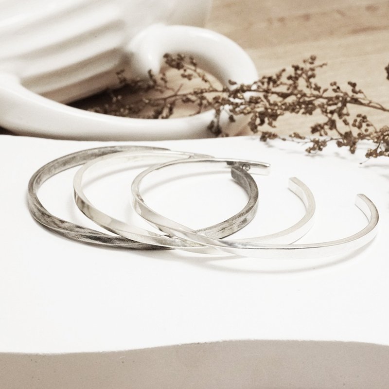 几何方扭 质感手环 细款 925纯银手环 - 手链/手环 - 纯银 银色