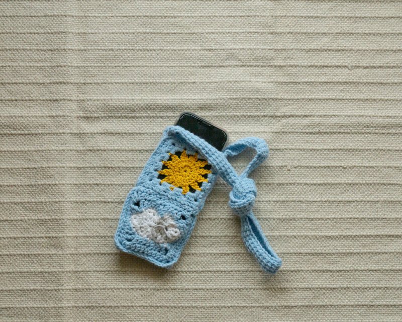 日月星辰祖母格编织手作手机袋 可装手机随身小物 - 侧背包/斜挎包 - 羊毛 蓝色