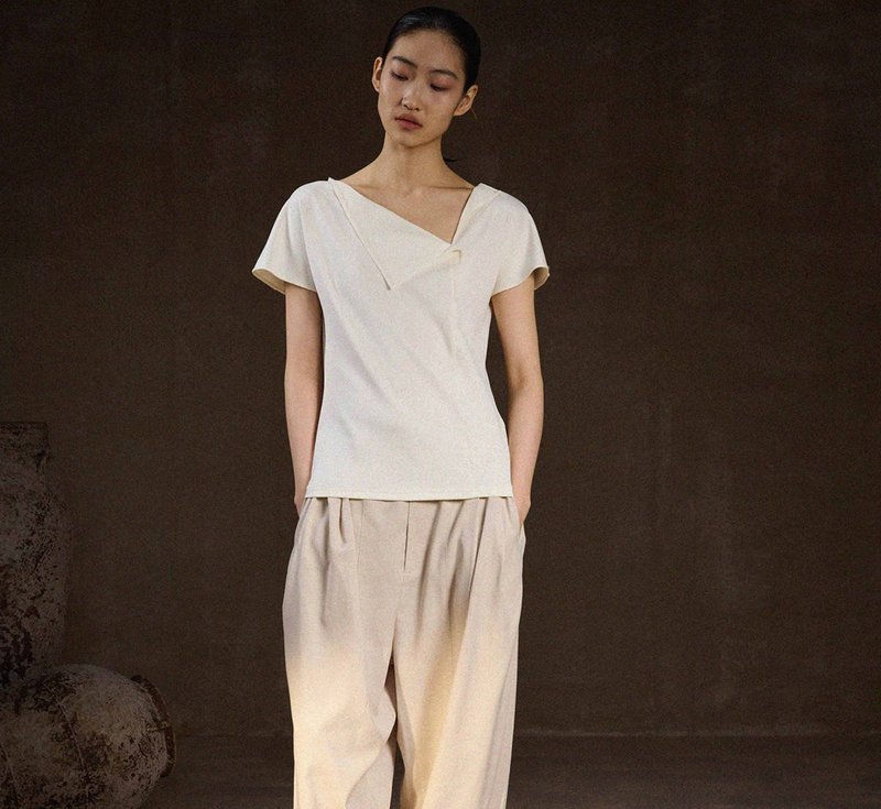 【重磅蚕丝】新中式复古 匹马棉荡领T恤 - 女装 T 恤 - 丝．绢 多色