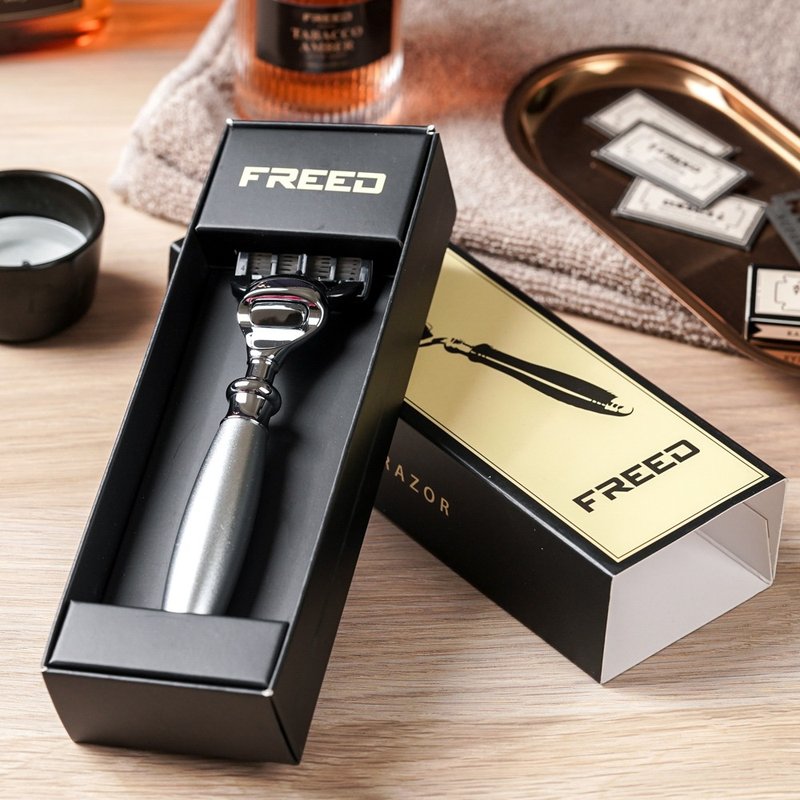 【FREED】一周年纪念款 - 五刀式刮胡刀 - 阿提米丝 定制化刻字 - 男性清洁护肤品 - 其他金属 银色