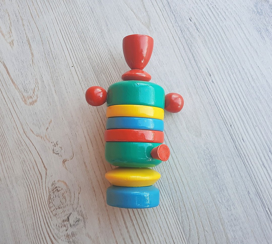 Samovar wooden Russian vintage stacking rings toy multicolor - 玩具/玩偶 - 木头 多色