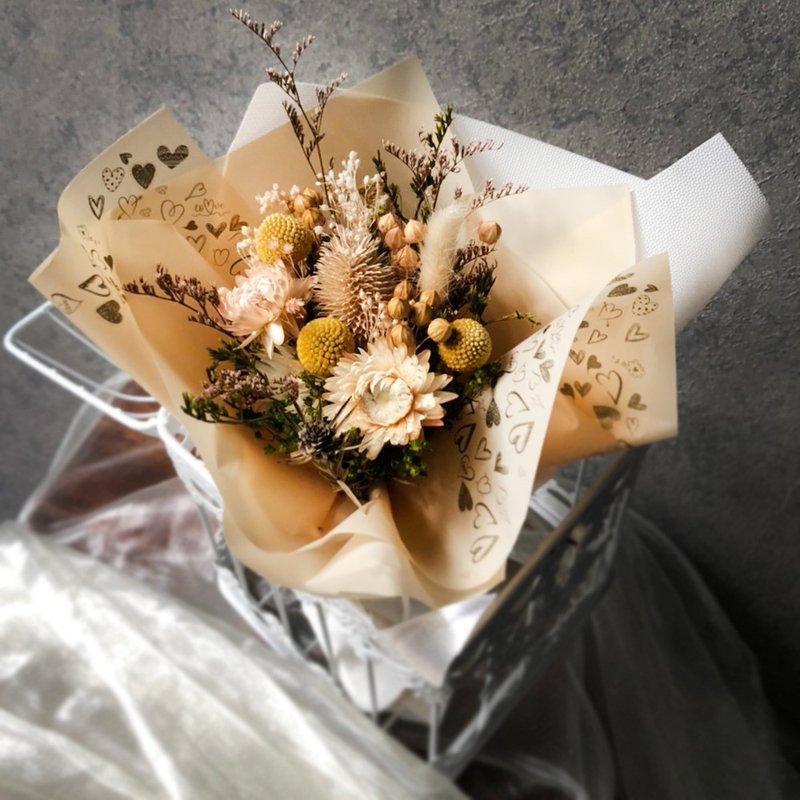 巴洛克风干燥花束 毕业花束| 生日  毕业季首选 |台北可自取 - 干燥花/捧花 - 植物．花 咖啡色