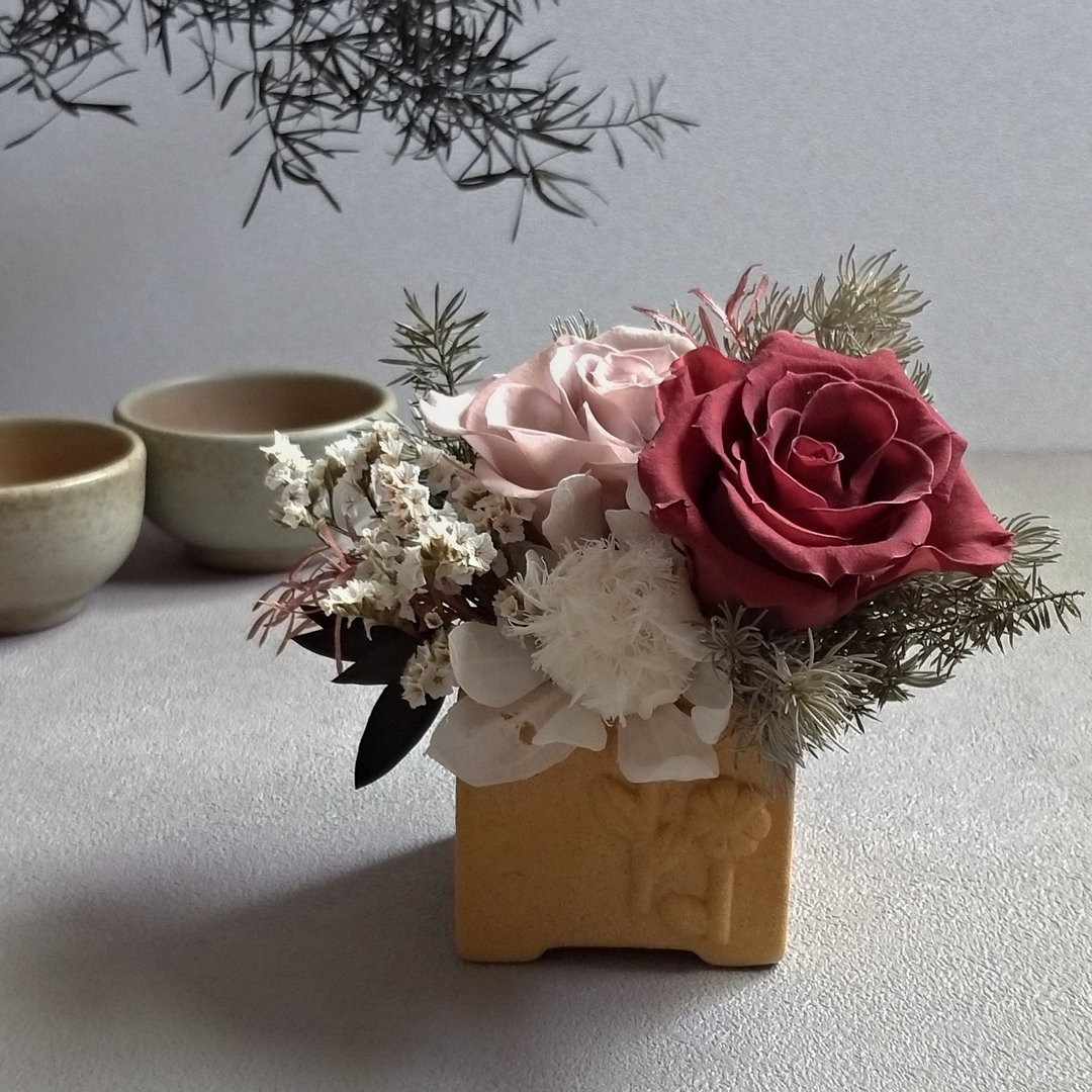 【东方】桌花│永生花(不凋花)│干燥花 - 干燥花/捧花 - 植物．花 