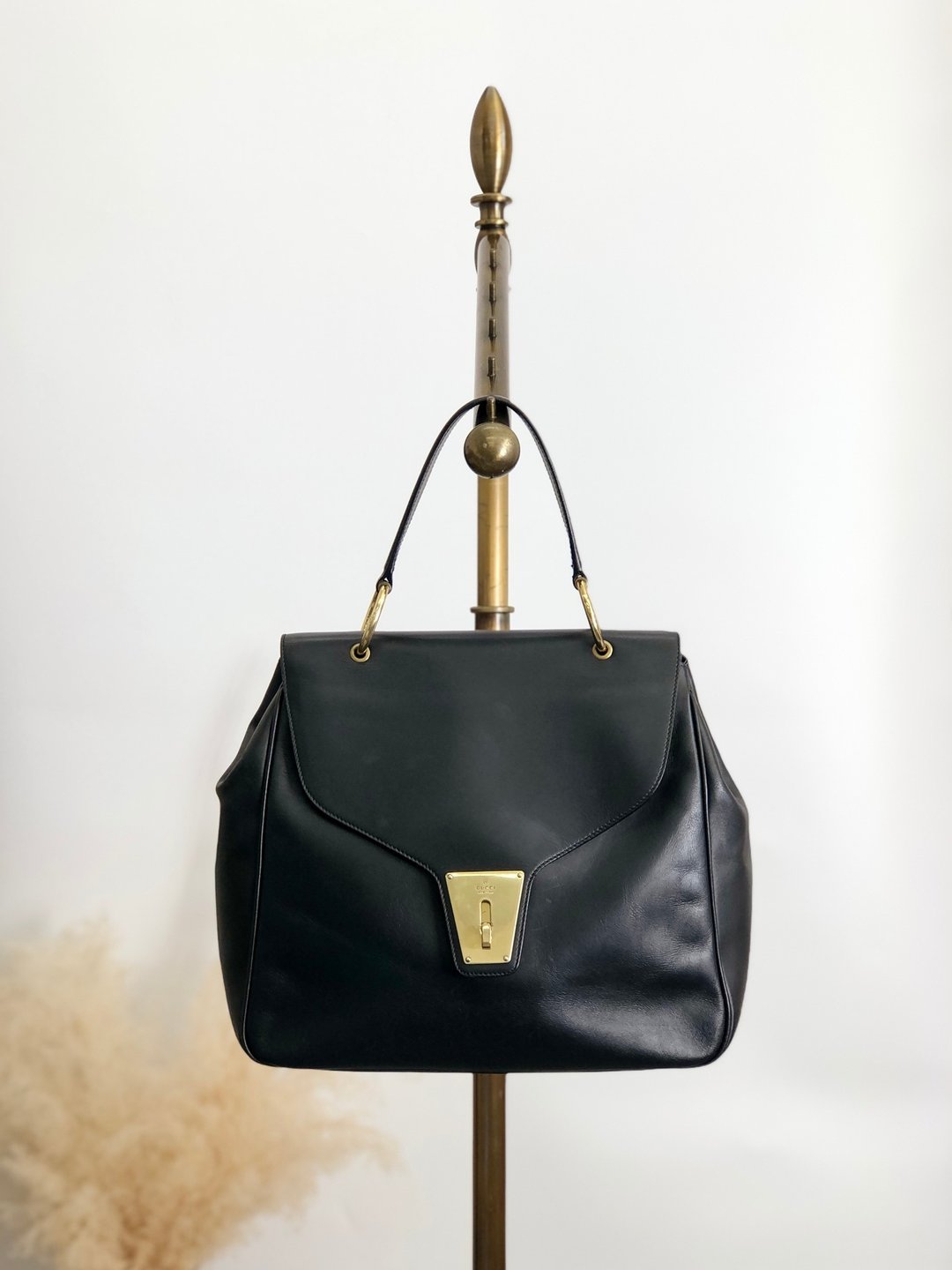 【日本直送，品牌二手包】GUCCI 古驰 手提包黑转锁 皮革 复古 旧款 7svnnw - 手提包/手提袋 - 真皮 黑色