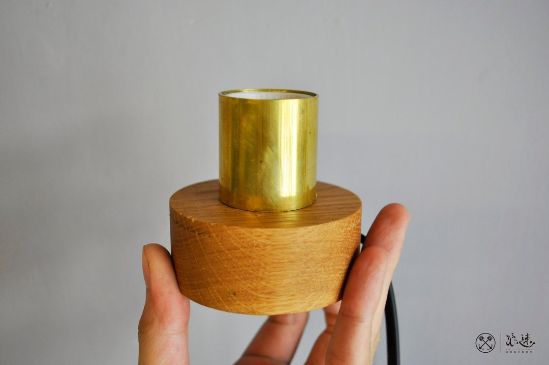 White Oak Lampholder / 圆形白橡木灯座 - 灯具/灯饰 - 木头 金色