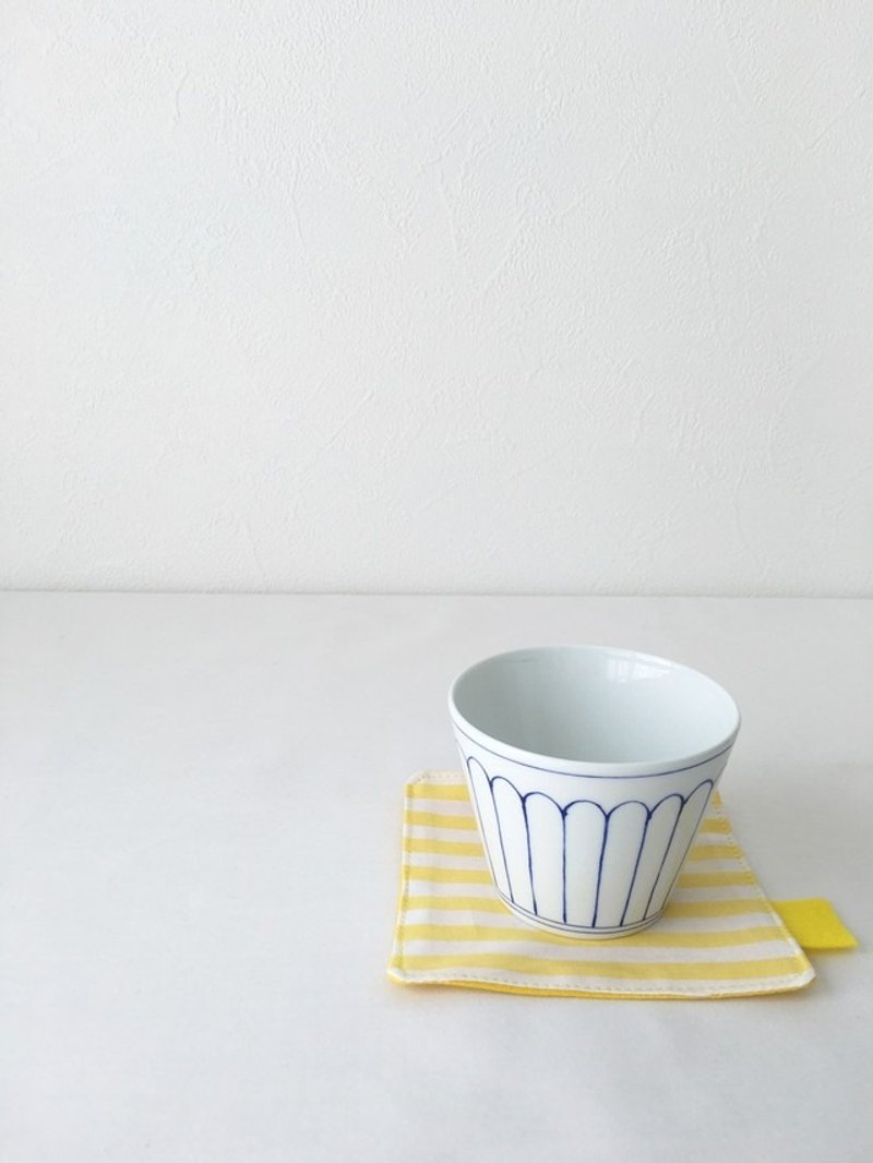 Reversible coaster [Yellow stripe] - 杯垫 - 棉．麻 黄色
