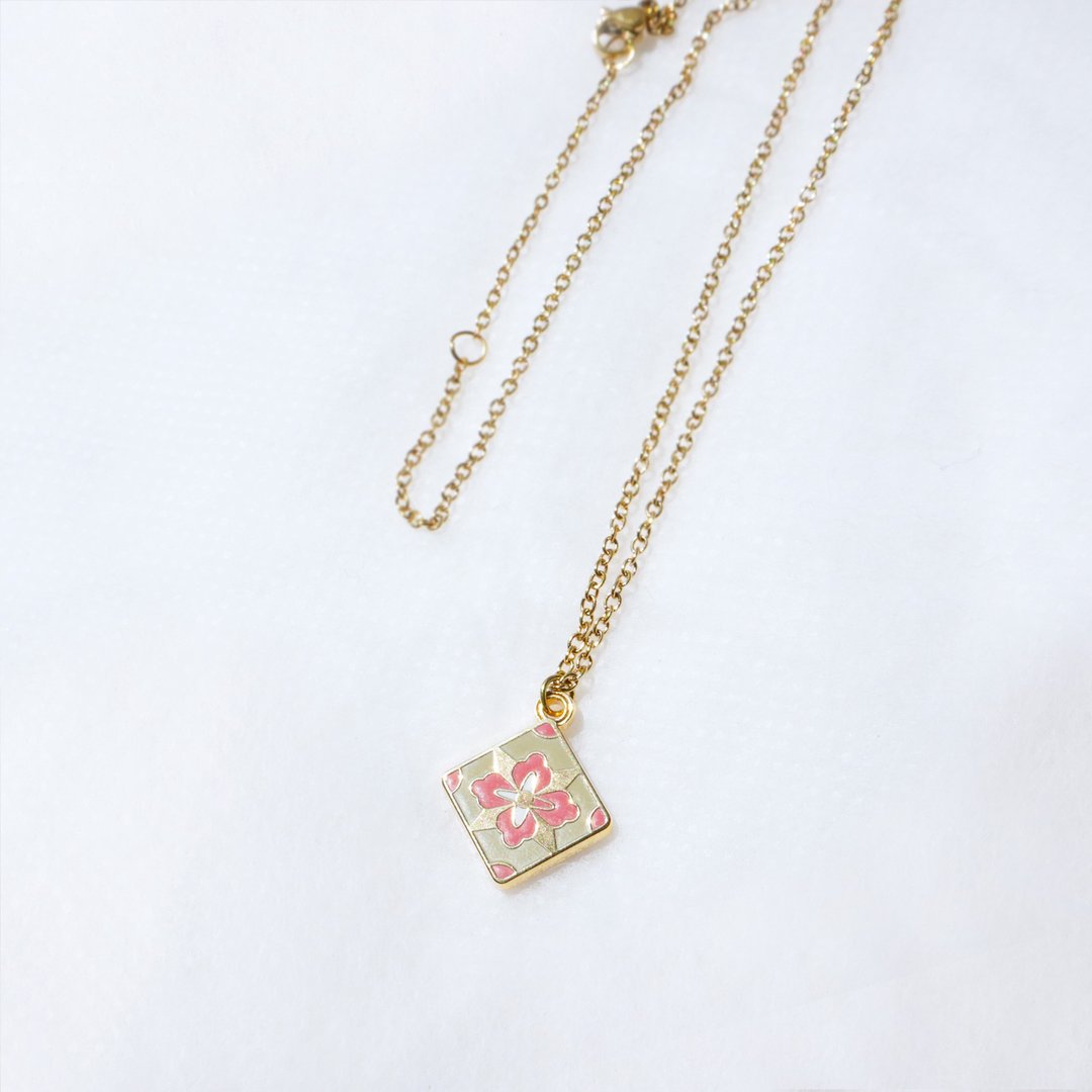 【卡片项链Card Necklace】台湾文化 花砖款-岁月静好 - 项链 - 其他金属 金色