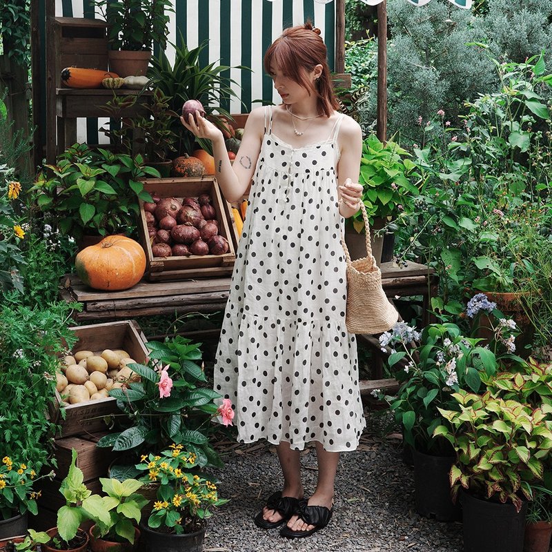 波点吊带裙|洋装|夏款|Sora-1861 - 洋装/连衣裙 - 棉．麻 白色