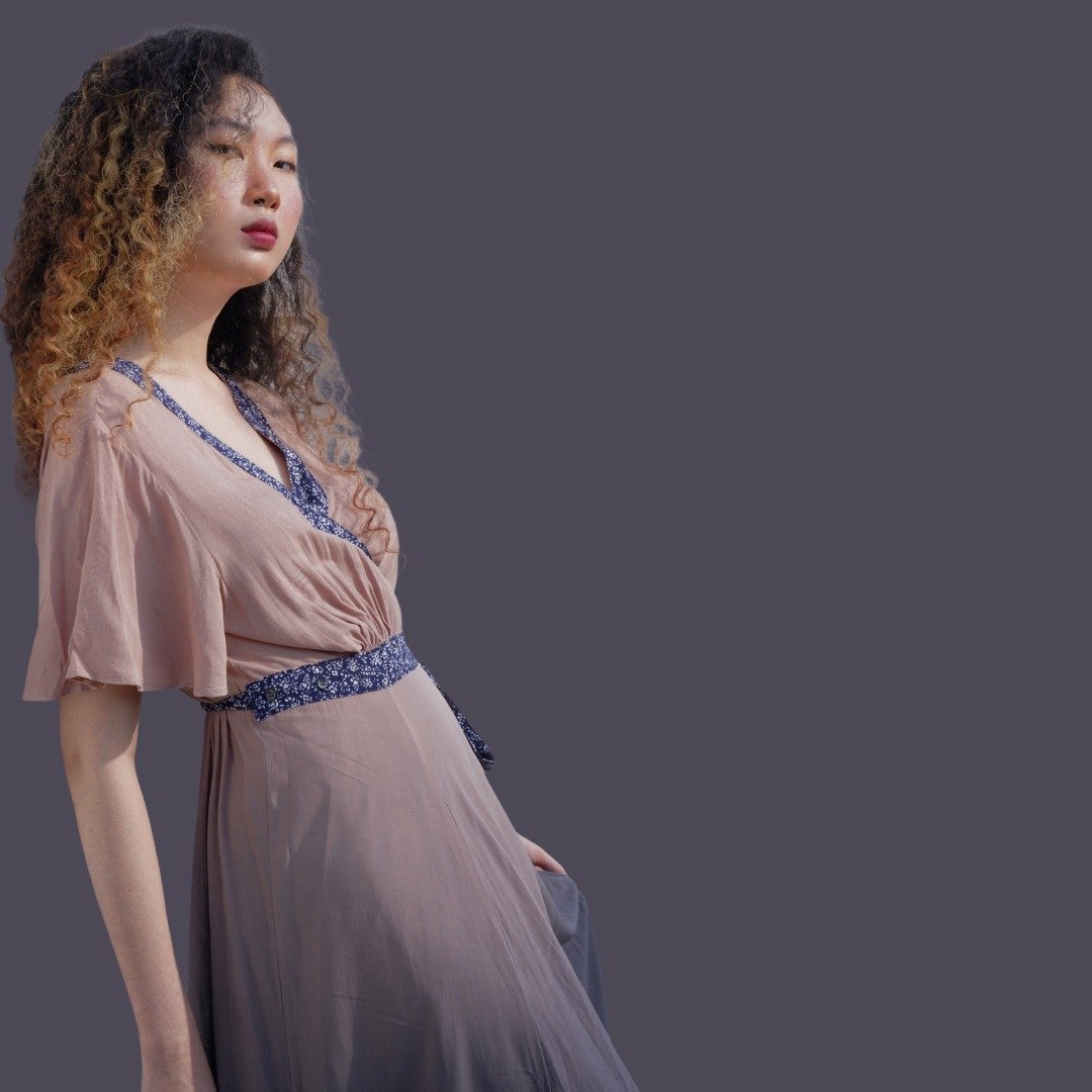 【 11.11 】Wrapping dress in Pink color with blue grey gradation - 洋装/连衣裙 - 其他材质 粉红色