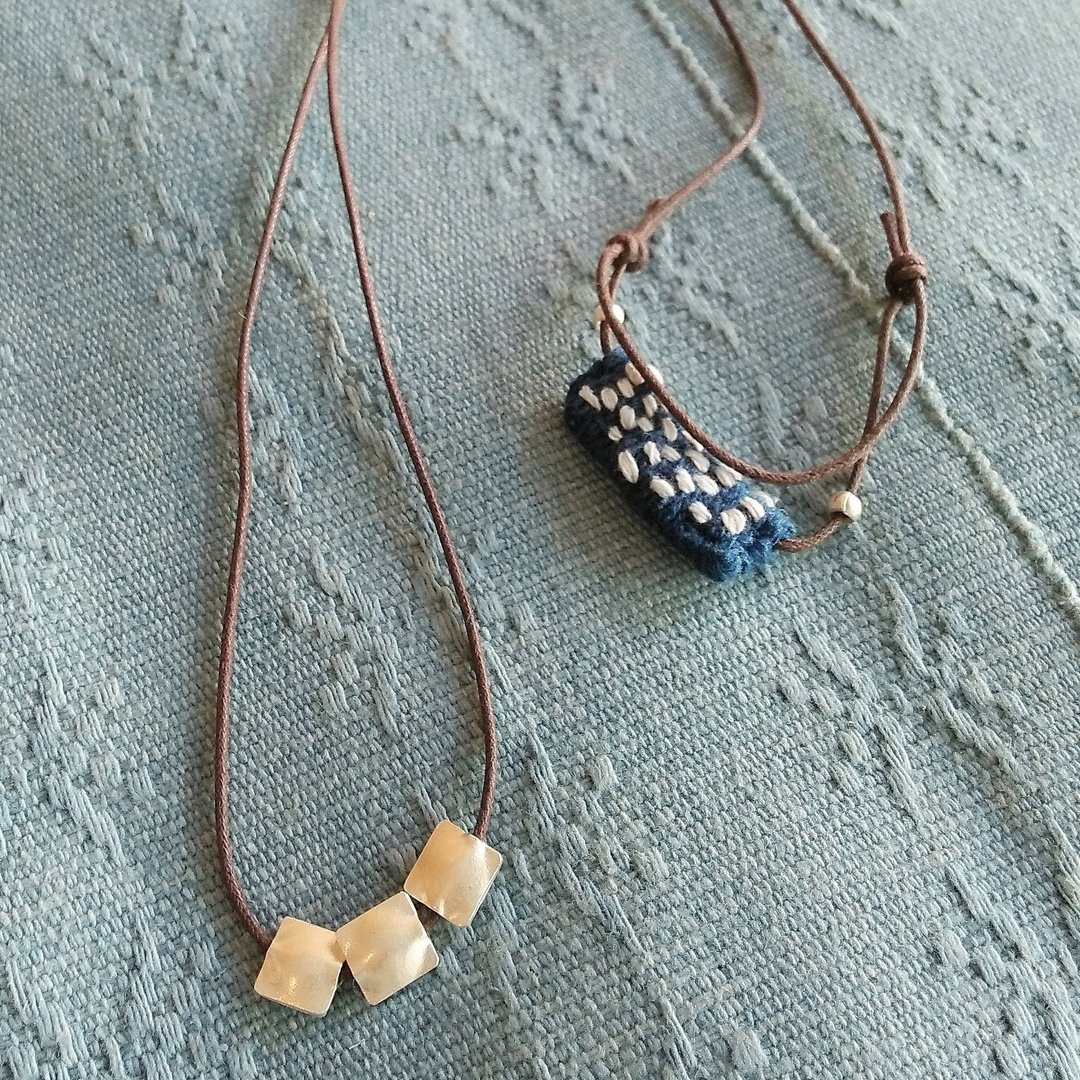 Back Cloth Necklace / Indigo Rectangle / Hand-woven Cloth Karen Silver Plant Dye Dye - 项链 - 银 银色