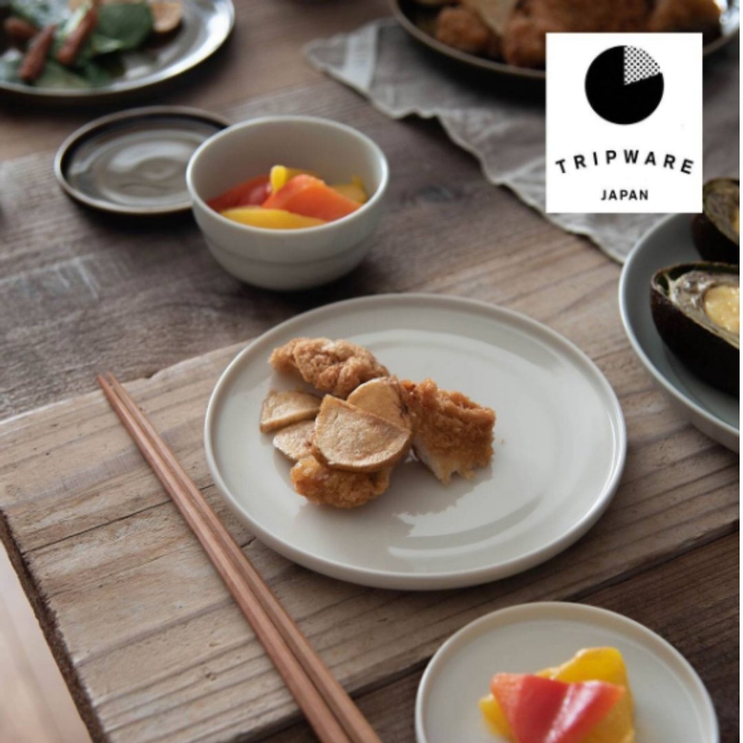 【Trip Ware Japan】浅盘 日本制 美浓烧 (经典白) - 盘子/餐盘/盘架 - 陶 