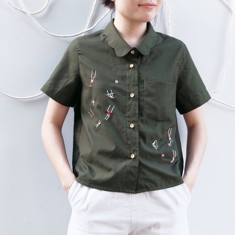 Flower Collar Shirt : Green - 女装上衣 - 绣线 绿色