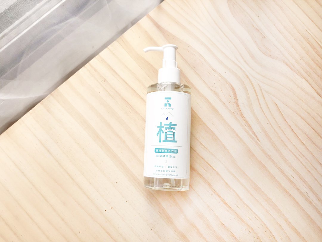 天然植萃山系酵素洗衣精 - 250ml Laundry Detergent - 衣物清洁 - 塑料 白色