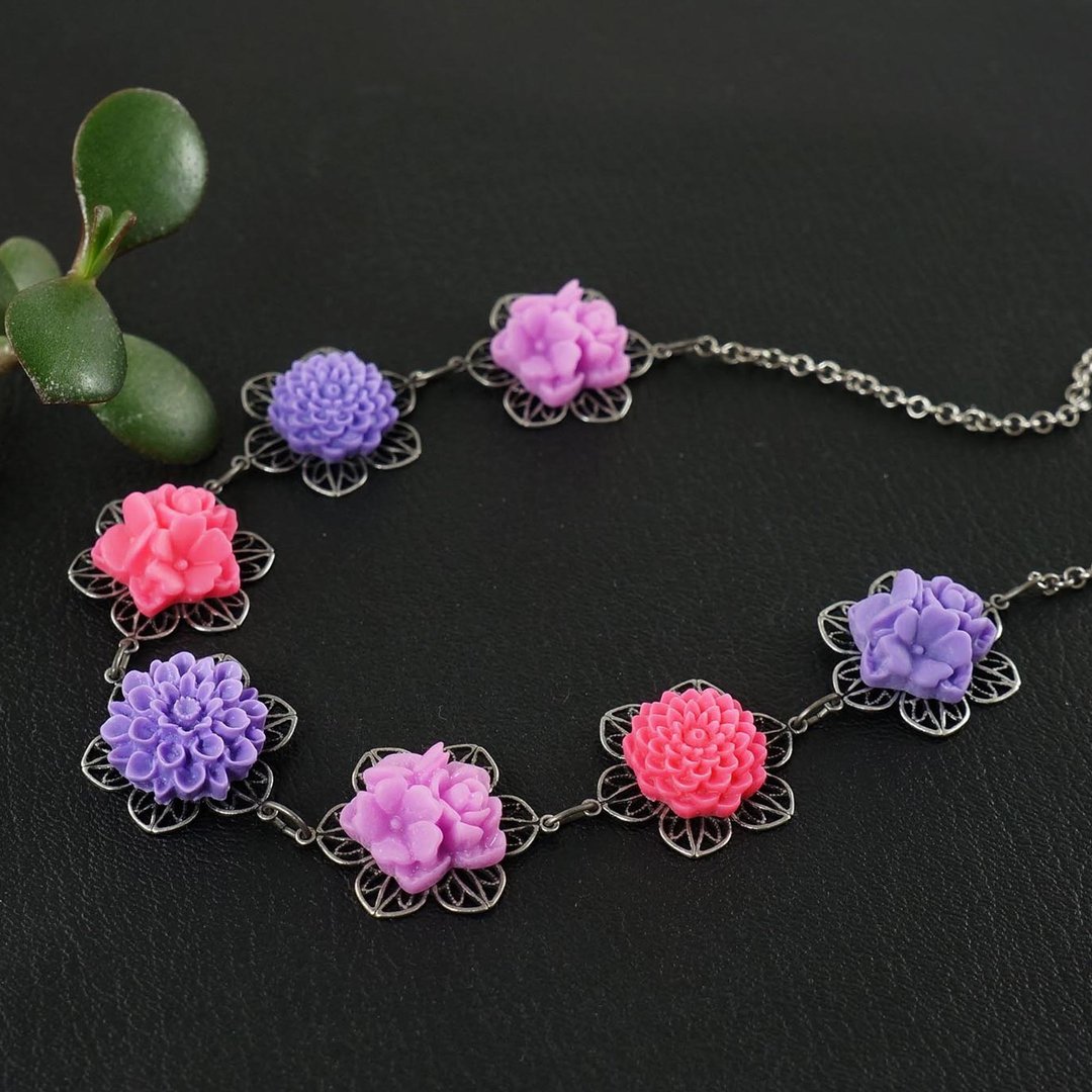 Purple Lilac Lavender Ultra Violet Pink Fuchsia Flower Floral Necklace Jewelry - 项链 - 其他材质 紫色