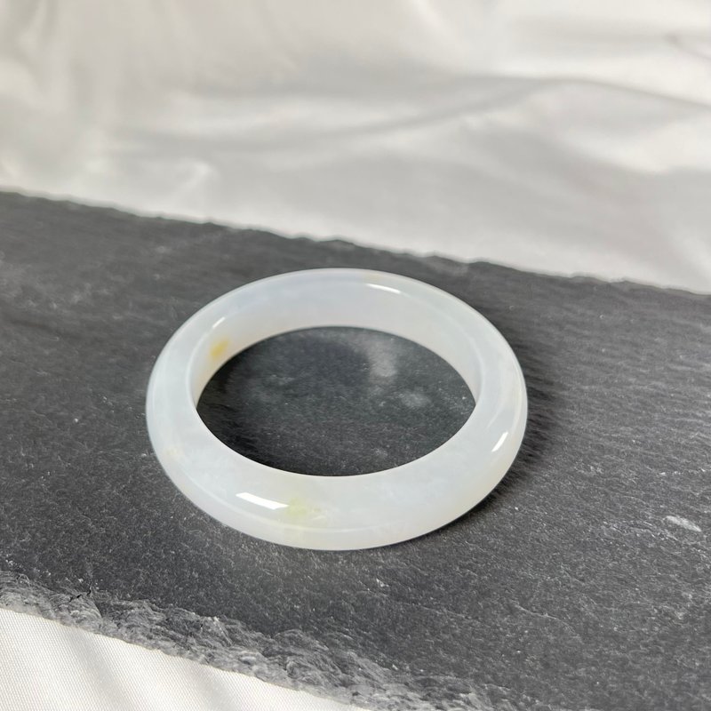 金星 | 白月光洒金平安翡翠镯 17.4围 - 手链/手环 - 玉石 白色