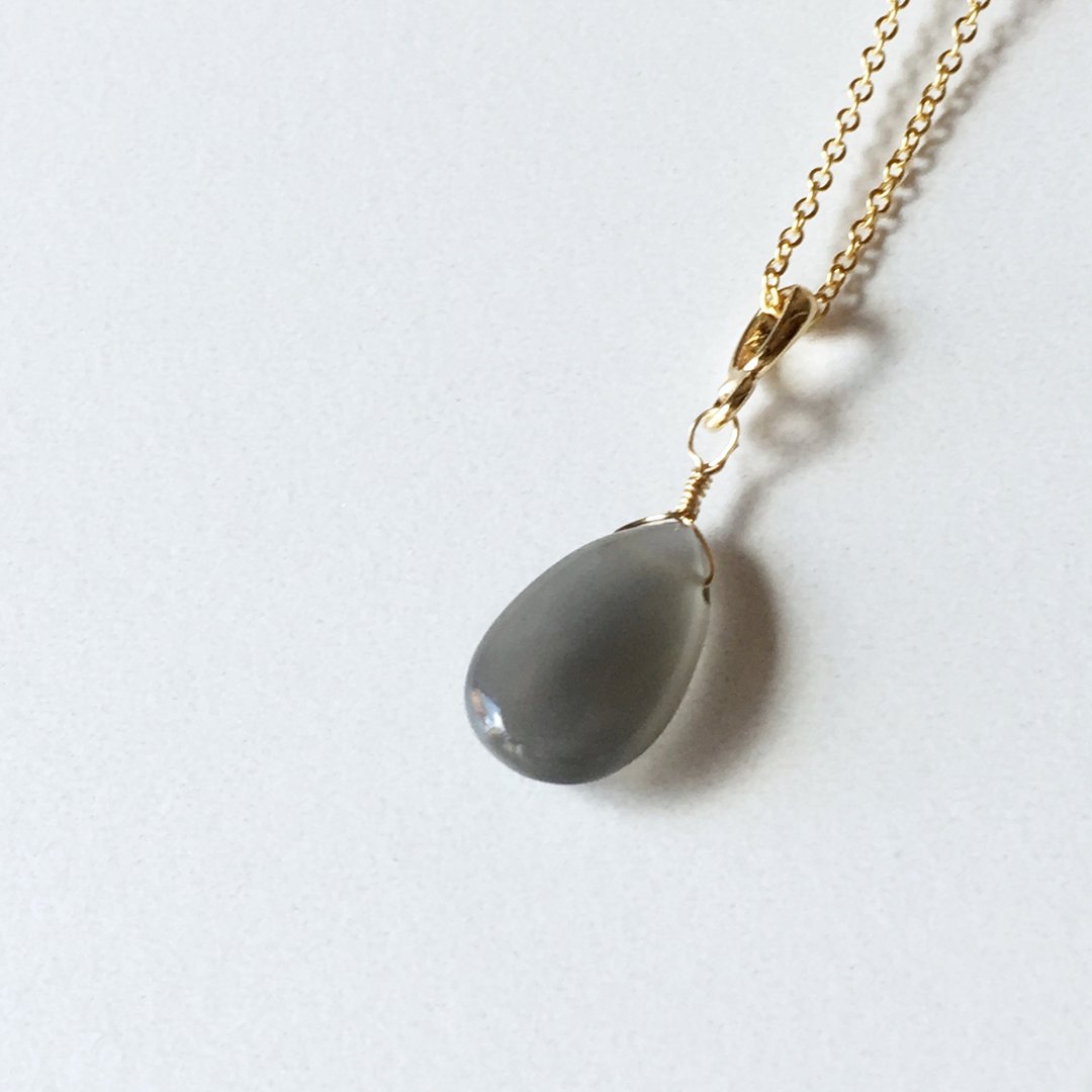 Gray moonstone necklace - 项链 - 宝石 灰色