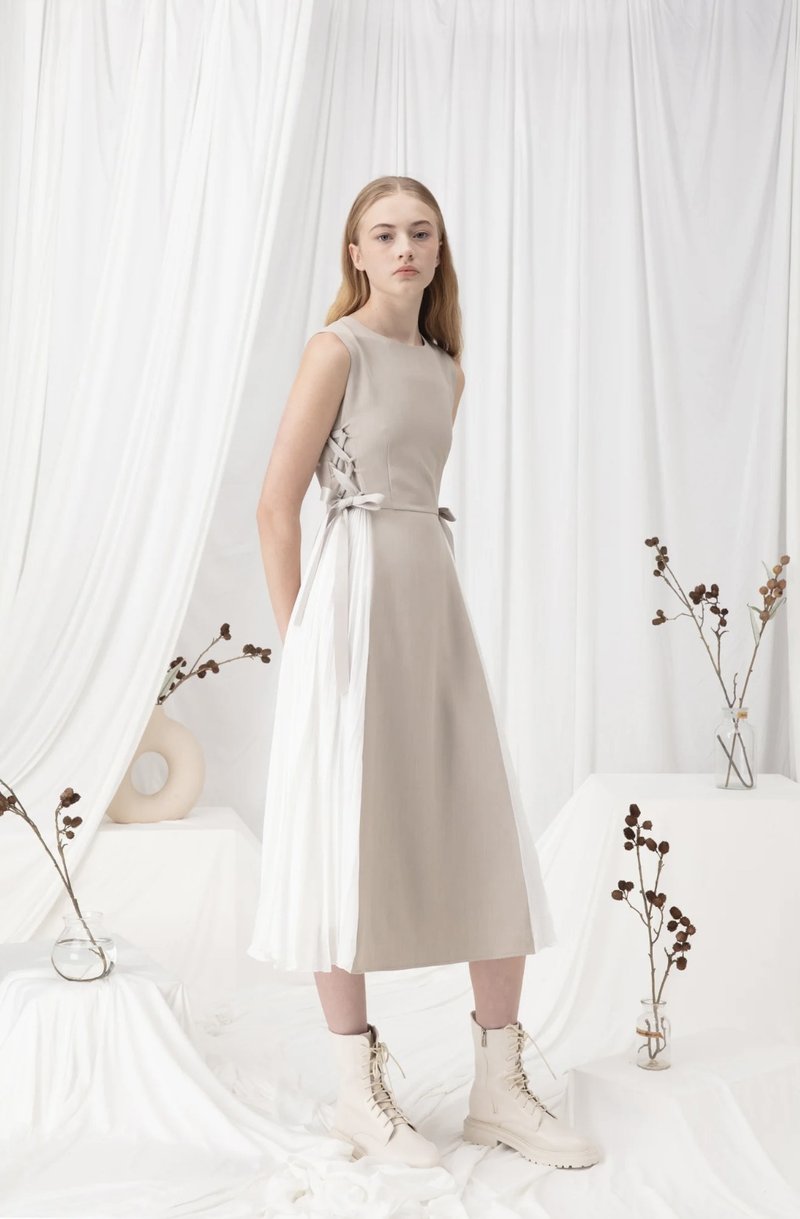 丝带细节百褶连身裙 - 洋装/连衣裙 - 其他材质 