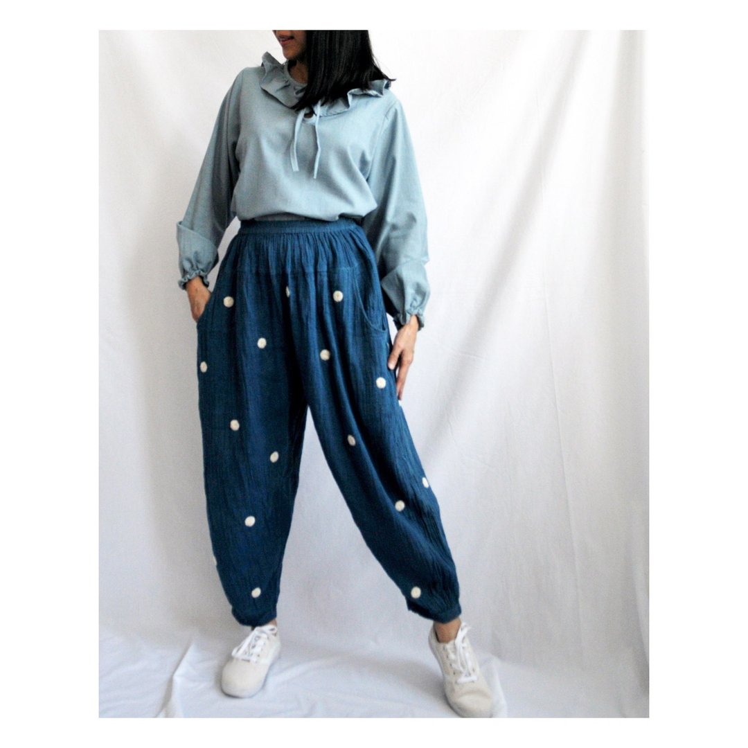 Double-gauze Harlem Pants Indigo Pants in Small Polka Dot (Hand sewn) - 女装长裤 - 棉 蓝色