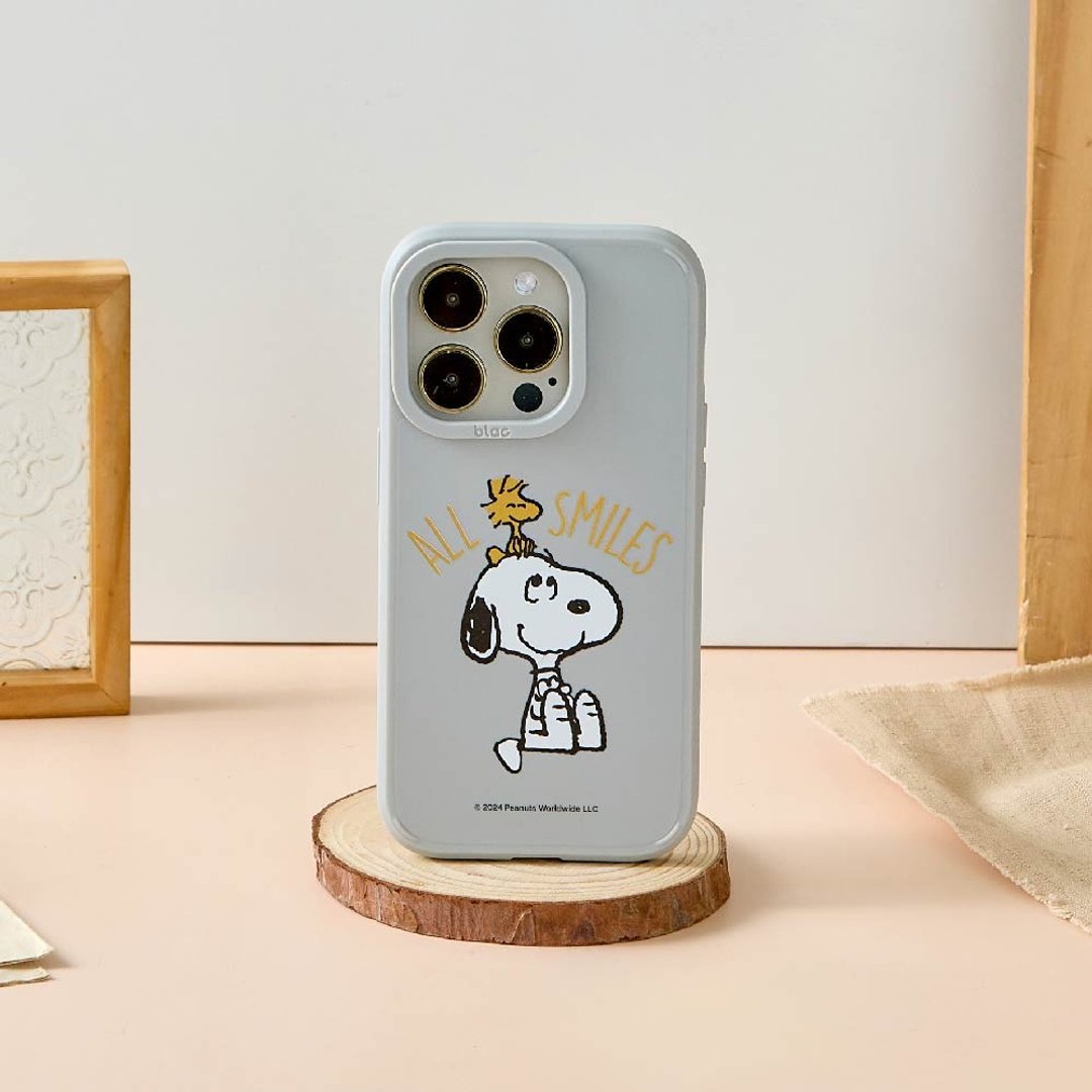 SNOOPY史努比笑容相伴峡谷强悍MagSafe iPhone手机壳 - 手机壳/手机套 - 硅胶 多色