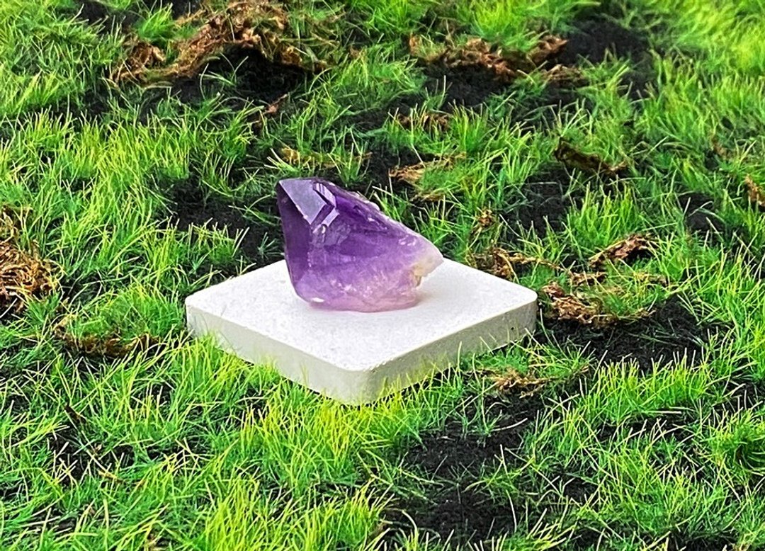 天然紫晶骨干 紫水晶 招财 智慧 开运 快速出货 办公室 风水 摆件 - 摆饰 - 水晶 紫色