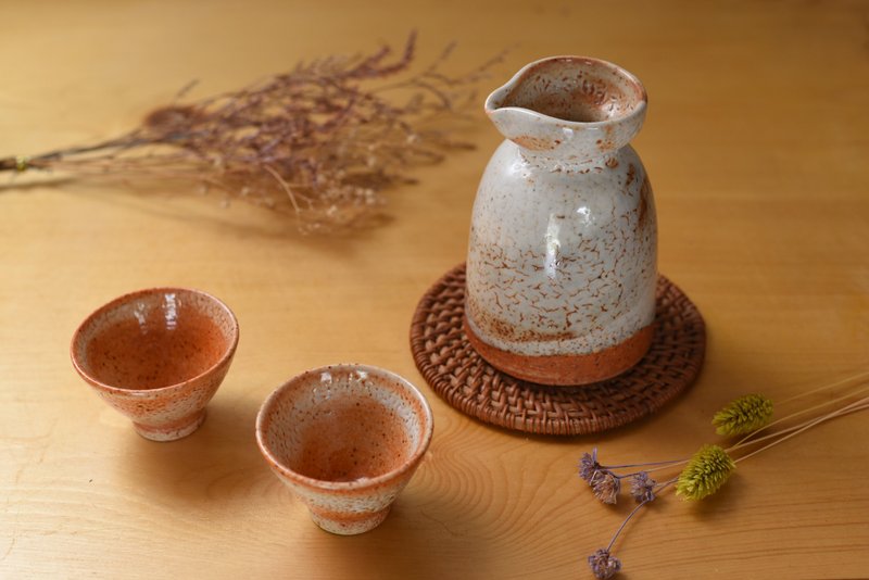 志野烧清酒壶含2杯 - 花瓶/陶器 - 陶 