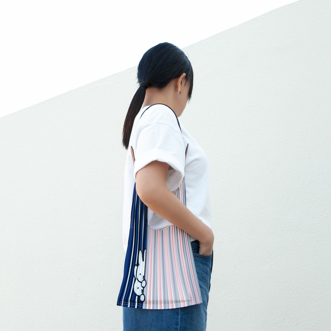 【Pinkoi x miffy】Errorism 小号 皱折两用购物袋 - 侧背包/斜挎包 - 聚酯纤维 