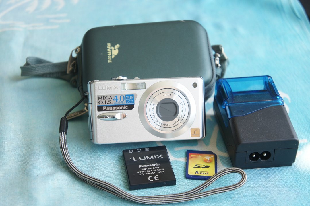 松下 LUMIX DMC-FX2 - 相机 - 其他材质 