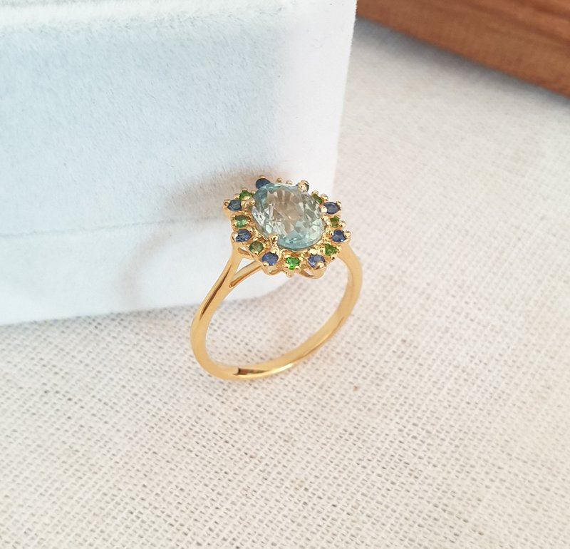 Aquamarine Gemstone with Fancy color gemstones, Silver Solitaire ring for her, - 戒指 - 宝石 咖啡色