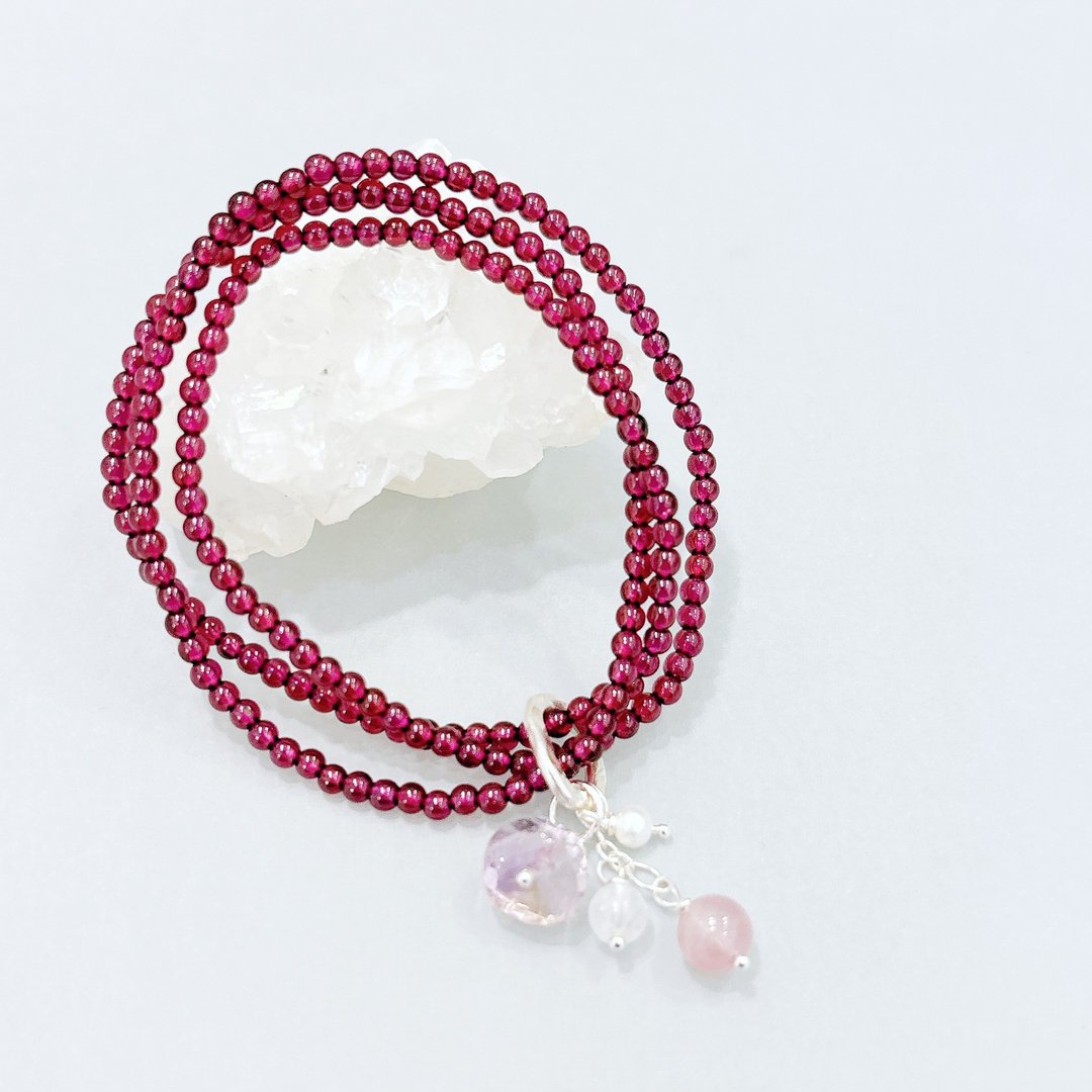 Ops garnet silver bracelet-石榴石/珍珠/纯银/手链/三圈/紫鸦乌 - 手链/手环 - 宝石 红色