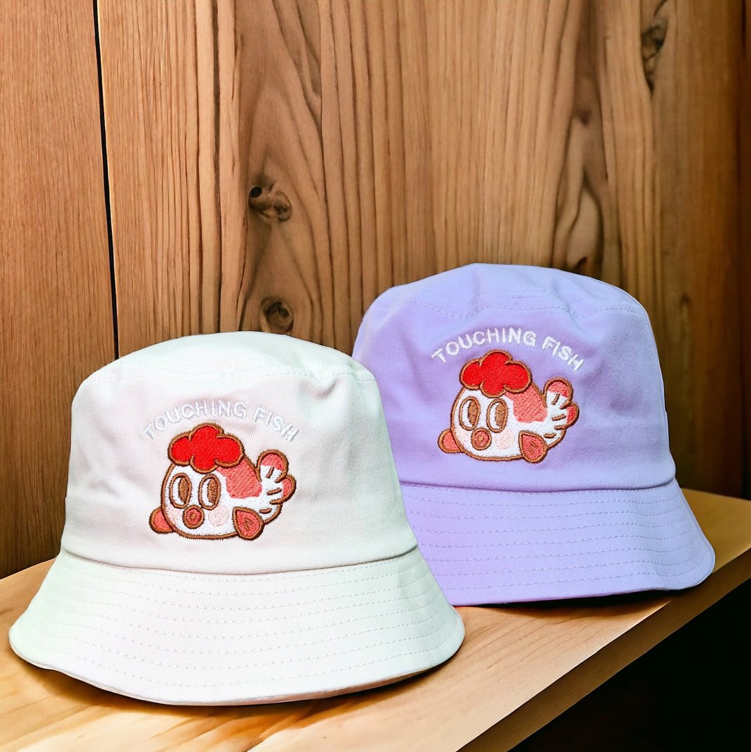 Kingnekosan 金鱼仔摸鱼可爱刺绣渔夫帽 Bucket Hat - 帽子 - 棉 白色