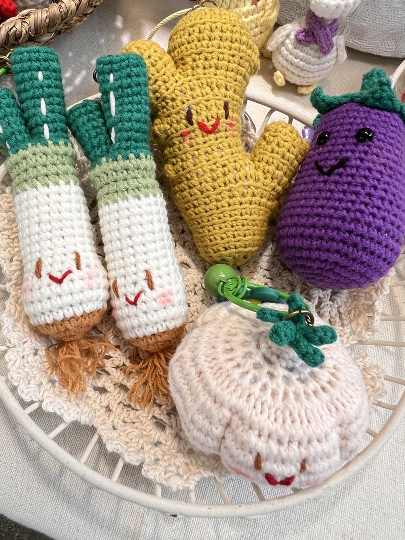 【兔贝儿】可爱生活小物生姜/蒜/茄子钥匙圈/包包挂件/吊饰 - 钥匙链/钥匙包 - 棉．麻 白色