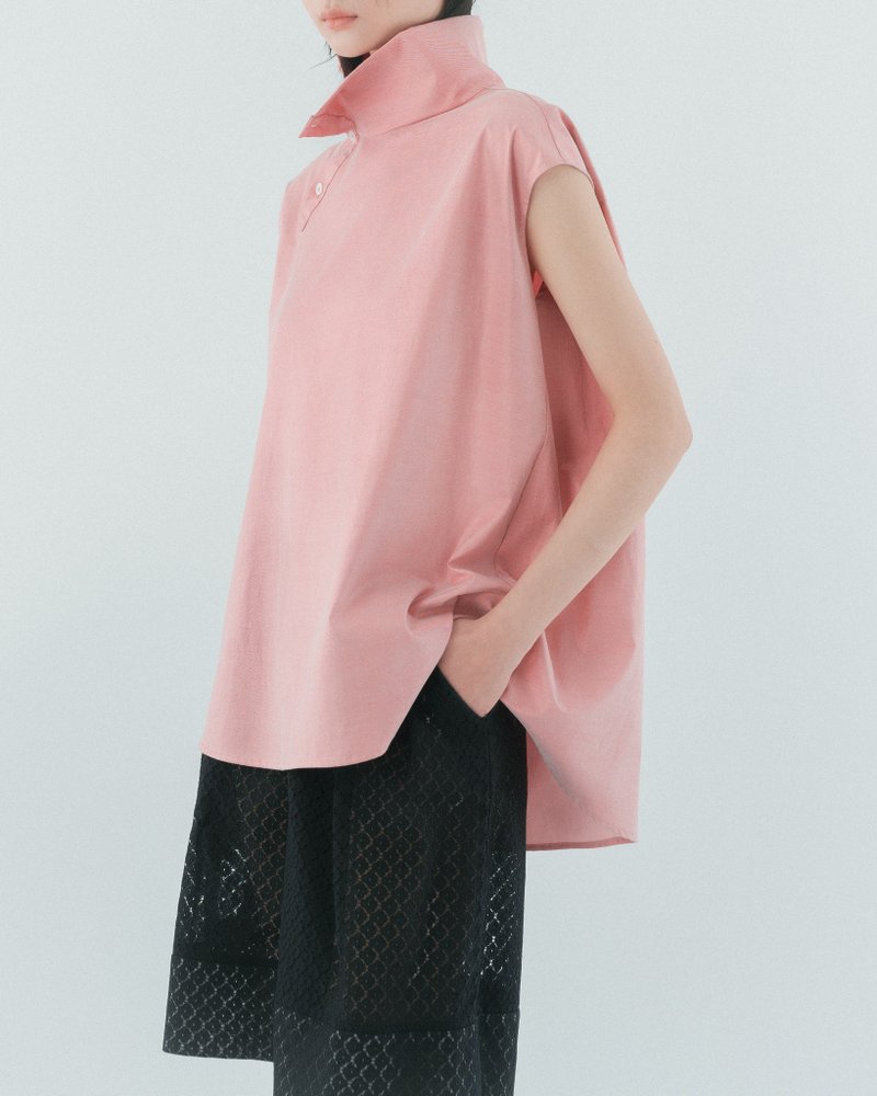 UUIN_黑蕾丝大折五分短裤 - 女装短裤 - 棉．麻 黑色