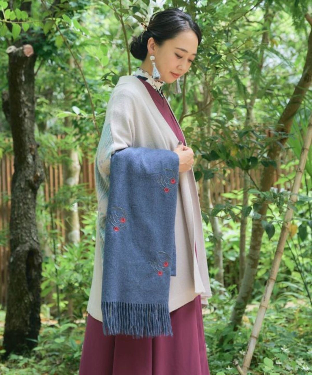 【热门预购】水仙花刺绣披肩  (3色) 7CJP5301 - 围巾/披肩 - 棉 
