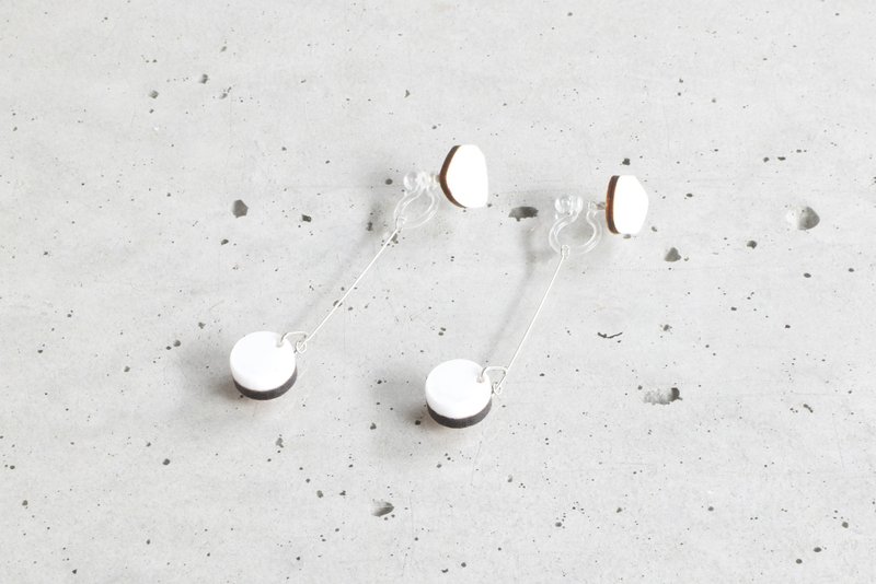 koishi drop Clip-On/ WHITE - 耳环/耳夹 - 压克力 白色