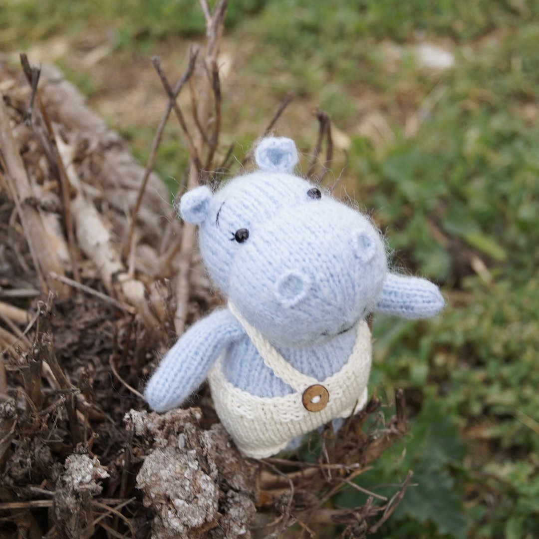 FLAT! Hippopotamus knitting pattern in shorts, PDF. Animal toy tutorial - 编织/刺绣/羊毛毡/裁缝 - 其他材质 