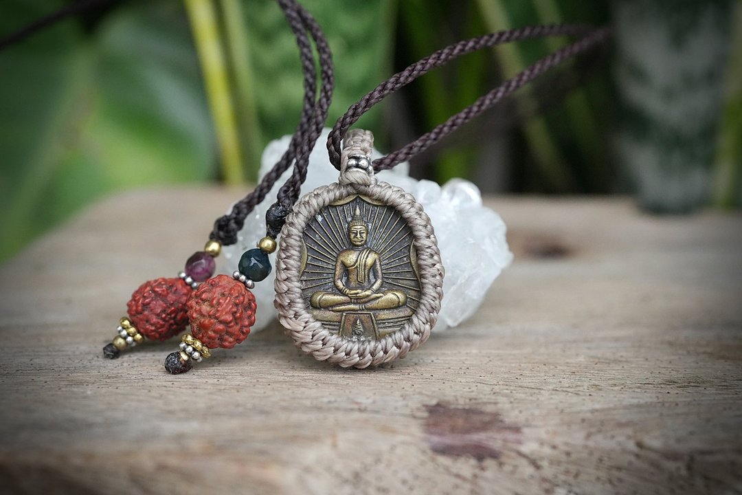 御幸さす 佛陀様 amulet 绳编项链2446 - 项链 - 其他金属 卡其色