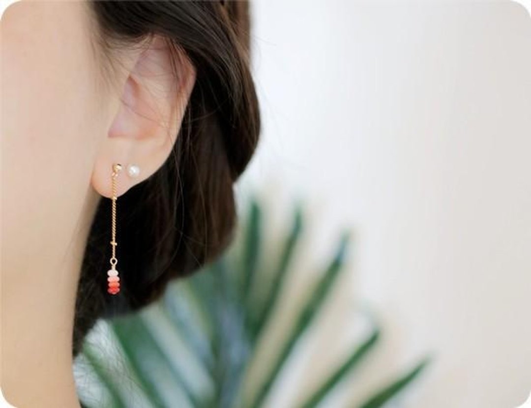 I raise a fortune Coral Grating 4-color coral chain earrings / earrings possible March birthstone - 耳环/耳夹 - 宝石 多色