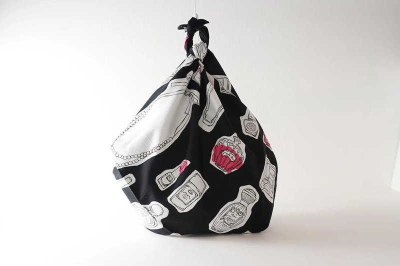 【预购】京都mashu手工制风吕敷 – 化妆品 / 二四巾 日本制 纯棉 - 丝巾 - 棉．麻 黑色