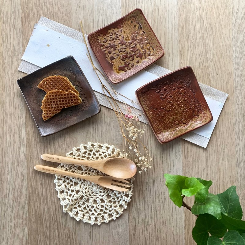 压印点心小方盘 新彩烧 柴烧陶艺 手作作品 | 礼物 餐盘 下午茶 - 盘子/餐盘/盘架 - 陶 金色
