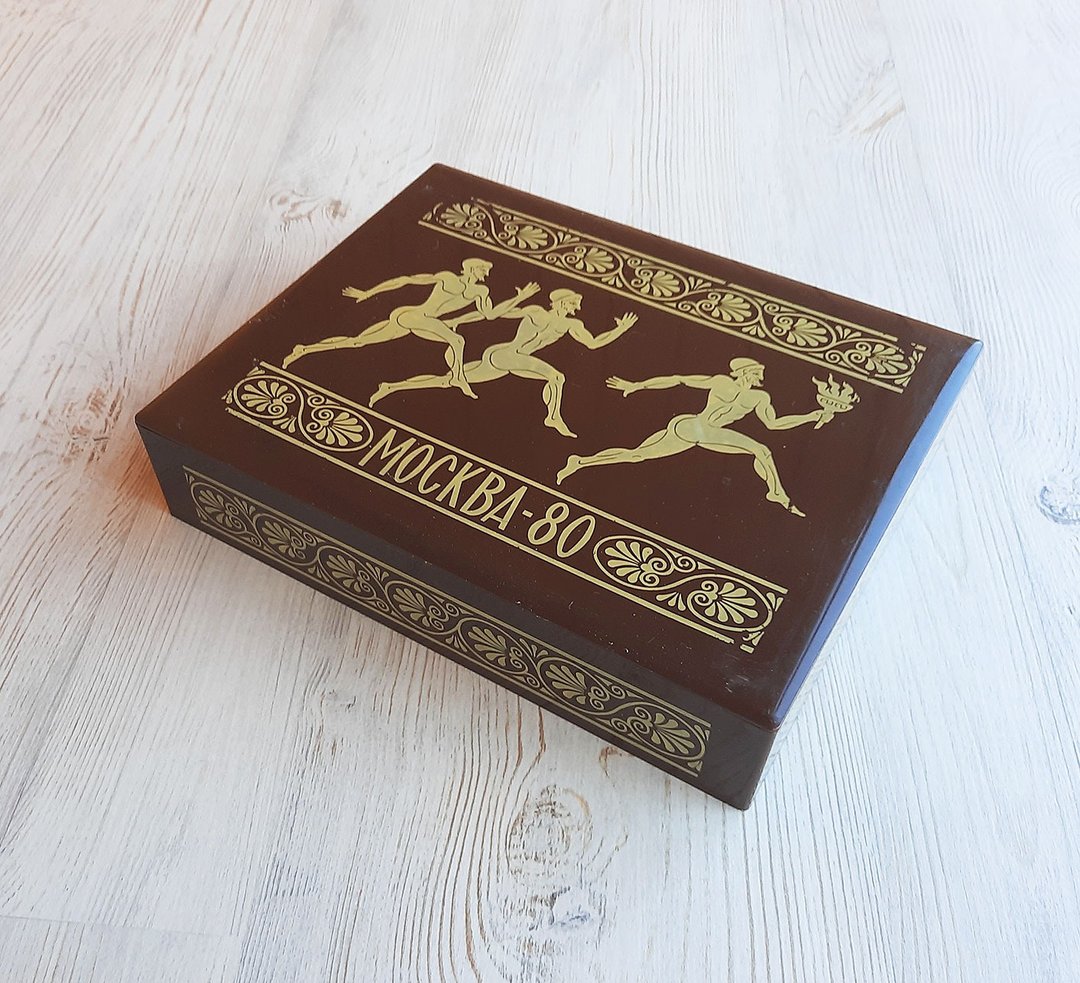 Moscow Olympic Games 1980 brown carbolite box made in ancient Greek style - 其他 - 塑料 咖啡色
