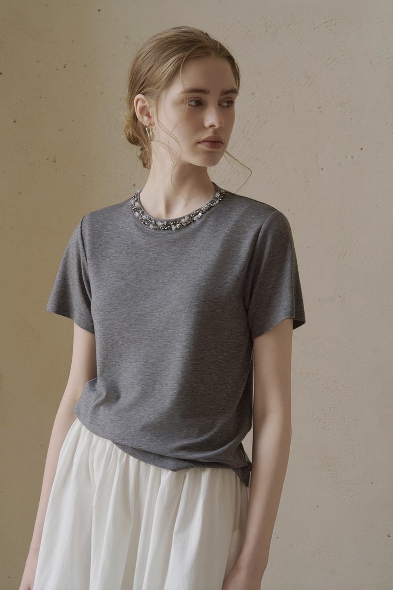 天丝羊毛领口 手工钉钻针织短袖T恤 - 女装 T 恤 - 其他材质 多色