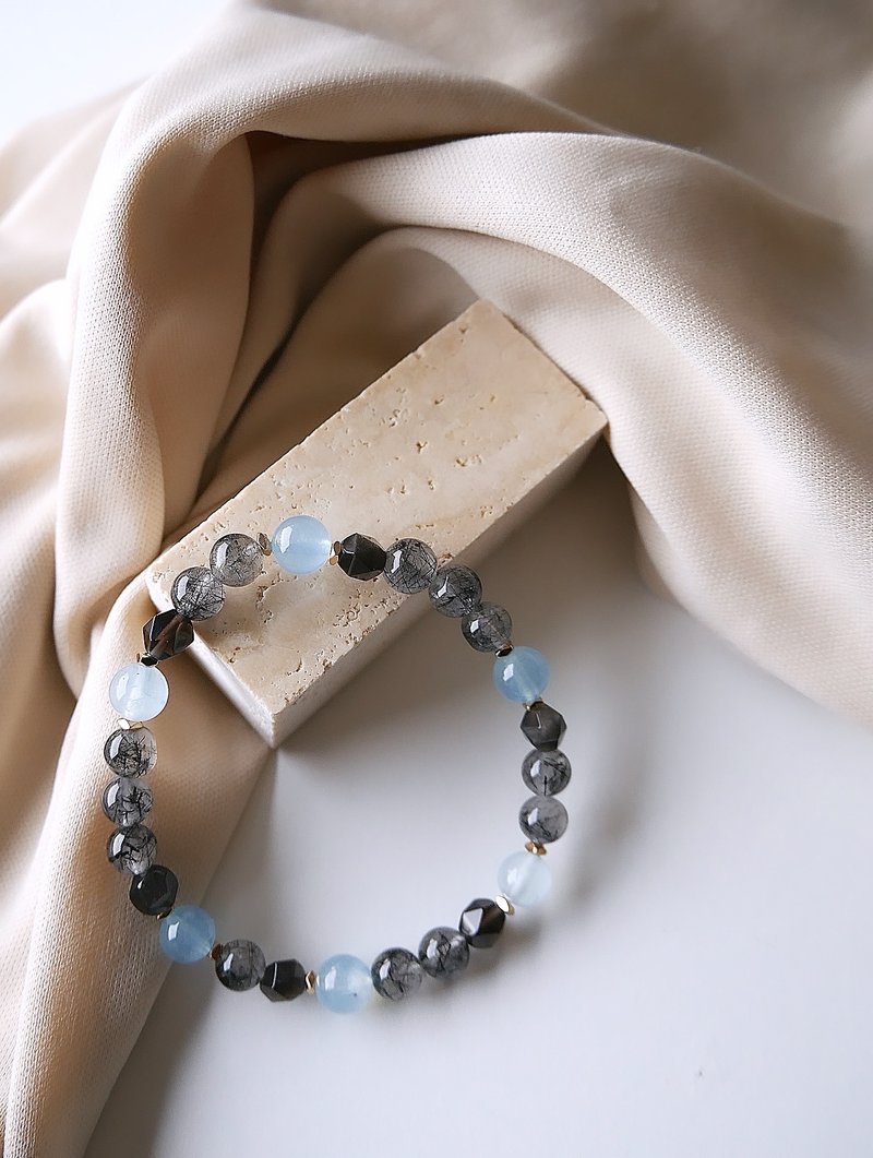 海蓝宝/黑发晶/银曜石 - 提升财运事业运驱邪防小人增加沟通力 - 手链/手环 - 水晶 蓝色