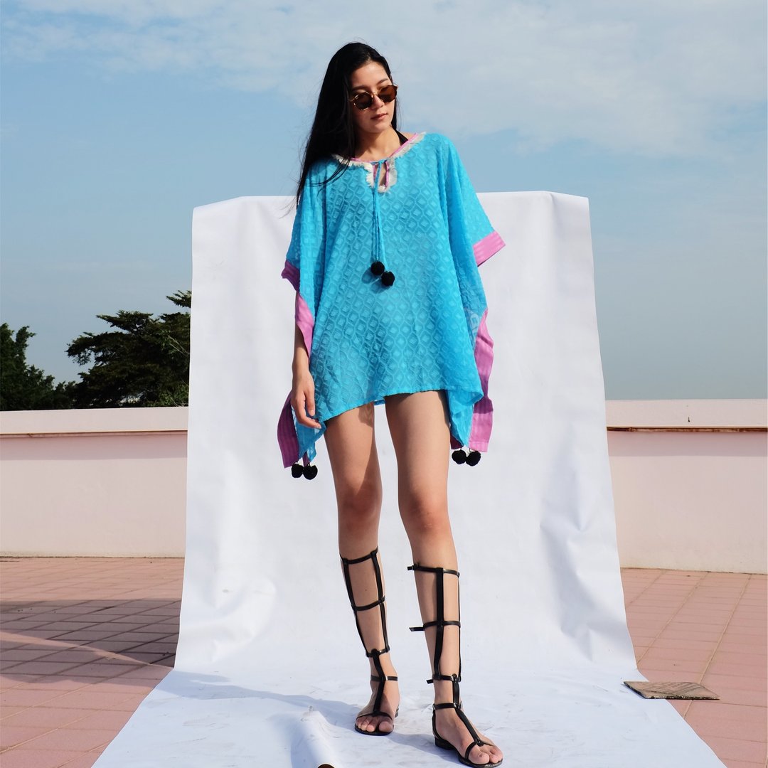 'PAPER' Beach Cover-up / Kaftan / Poncho in  Texture Blue (ONE SIZE) - 洋装/连衣裙 - 聚酯纤维 蓝色