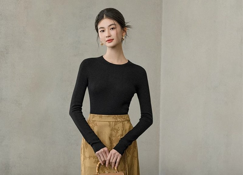 新中式中国风 100羊毛针织打底衫 - 女装上衣 - 羊毛 黑色