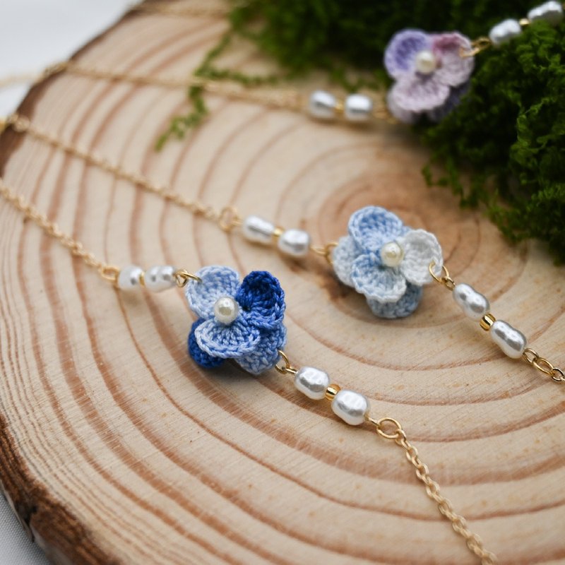 【定制花色手链】选一朵属于妳/你的花 微钩 钩针 圣诞节 婚礼 - 手链/手环 - 棉．麻 多色