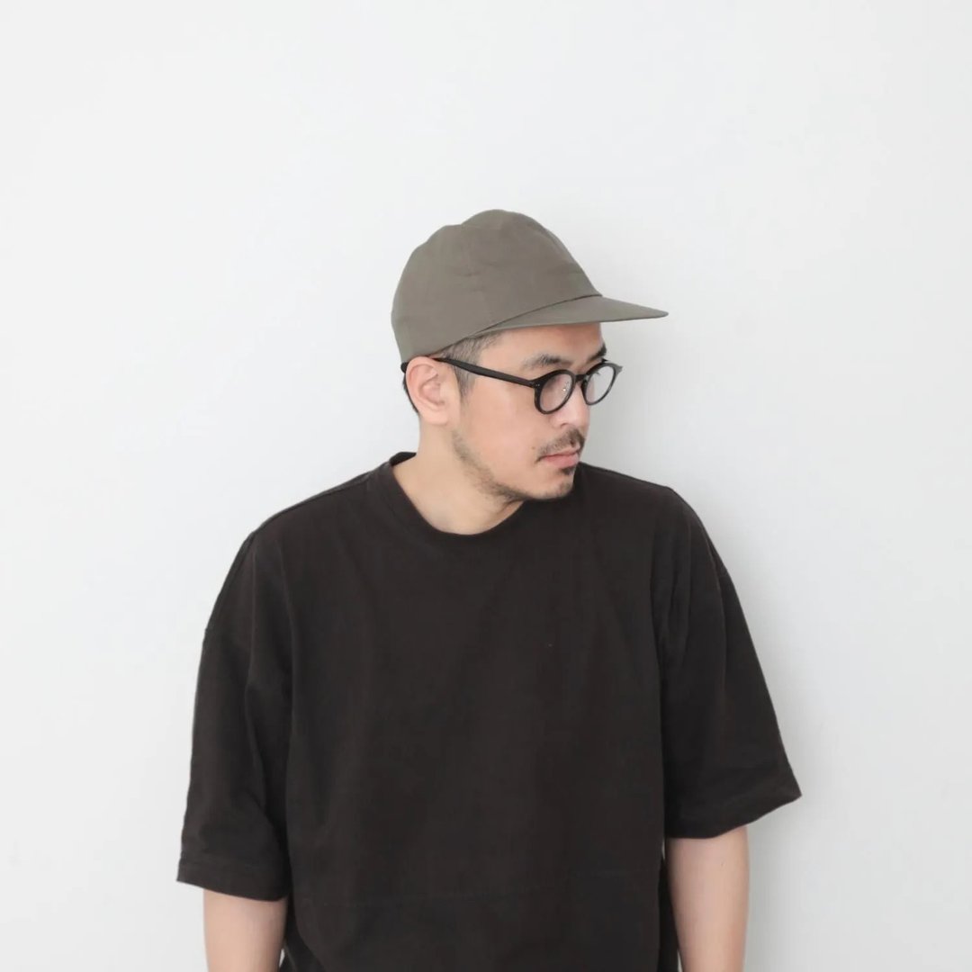 OMAKE.jp 俐落帽LooksNeatCap 卡其绿 - 帽子 - 棉 绿色